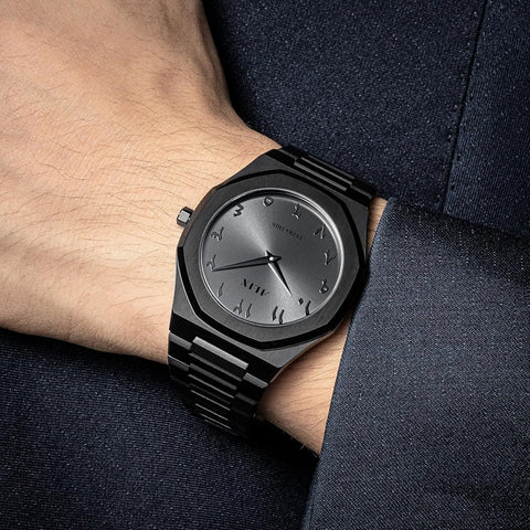 ALIX Black soft-touch Ultra Thin high contrast Arabic numeral display